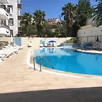 Hotel Yeni Astral *