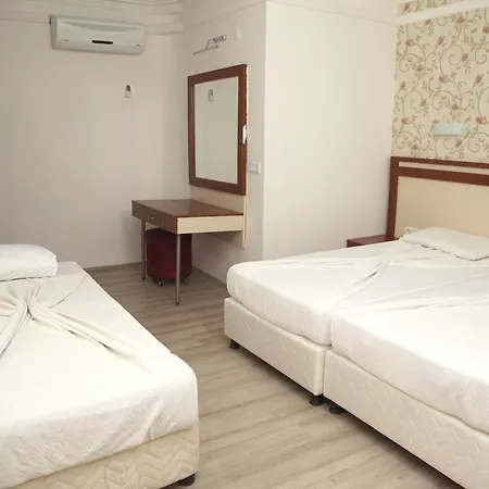 Yeni Astral Hotell