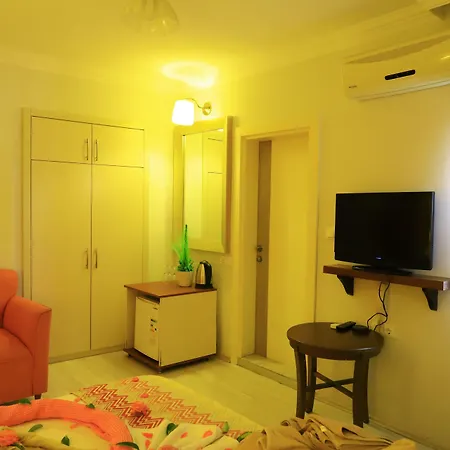 Yeni Astral Hotell
