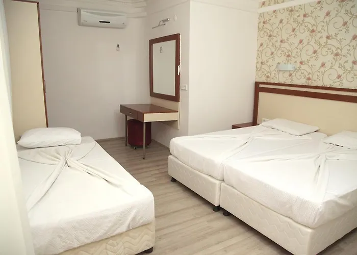 Yeni Astral מלון