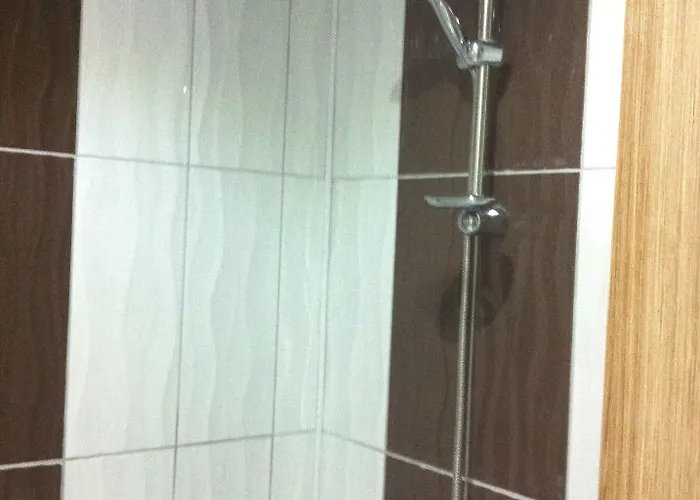 Yeni Astral מלון סייד